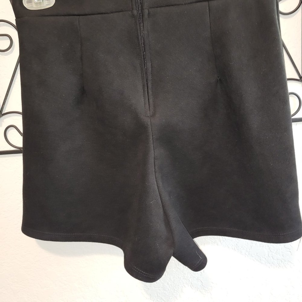 Mini Shorts - Picture 2 of 7